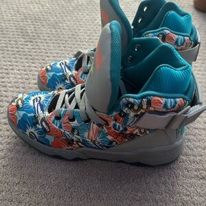 Men’s Ewing 33 hi ace ventura shoes size 8